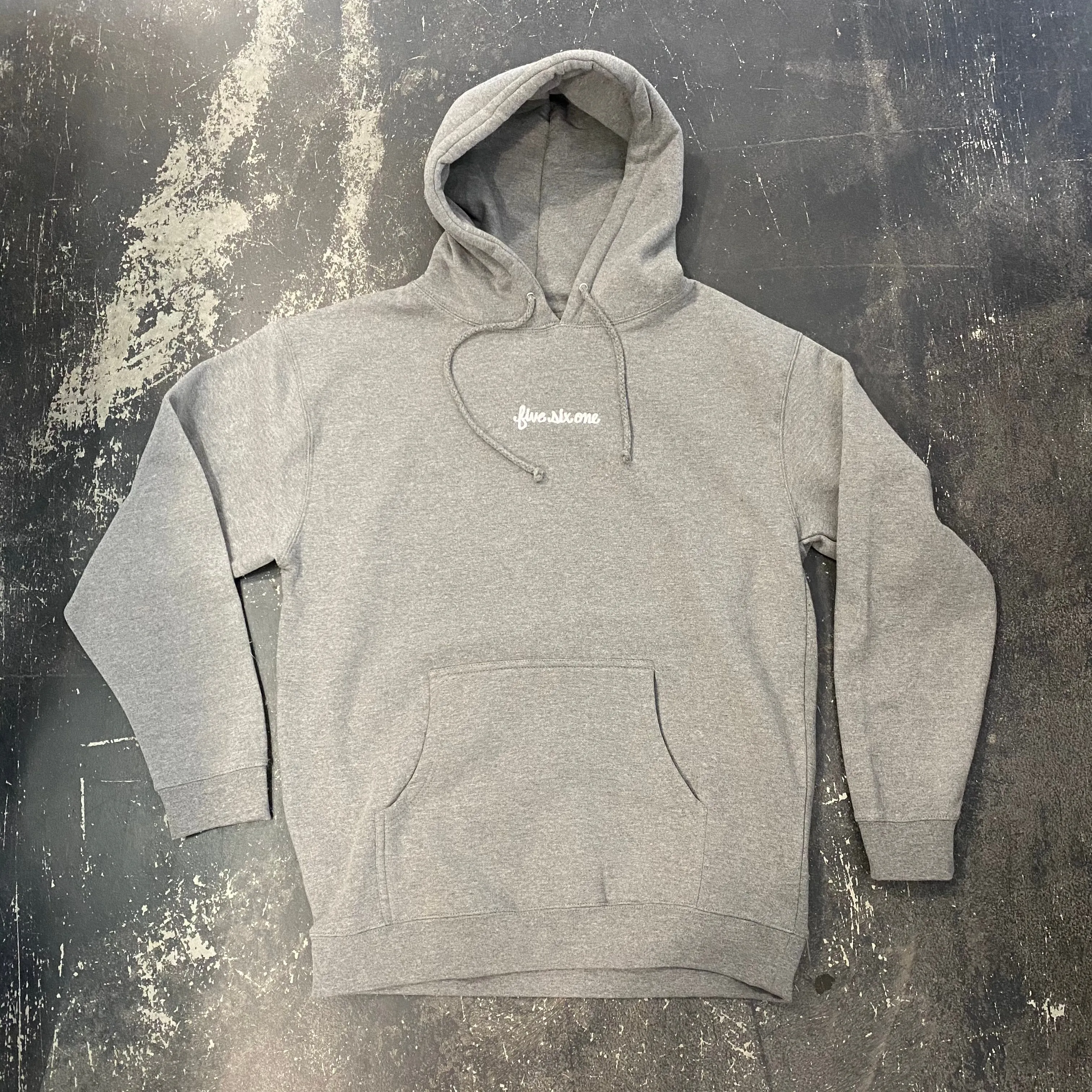 561 Sweatshirt Hoodie  Gunmetal Heather/White Fish Script