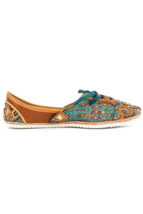 Bazaar Afternoon : Sneakers - Payal Singhal x Fizzy Goblet