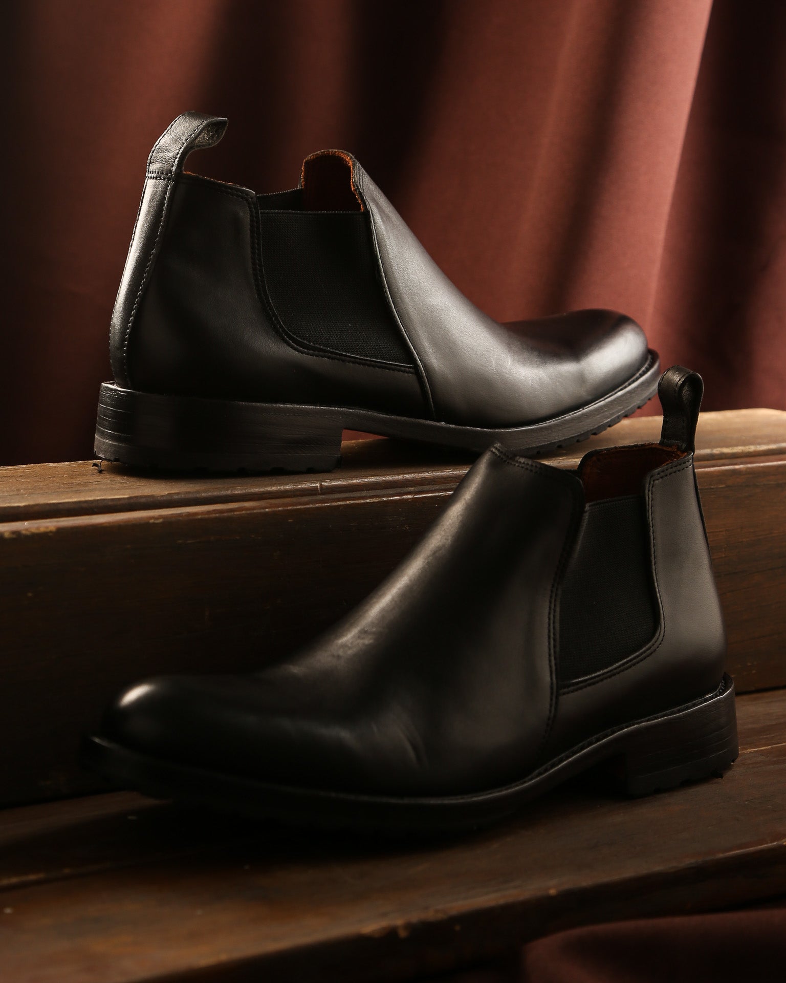 Boot 6842 Nera