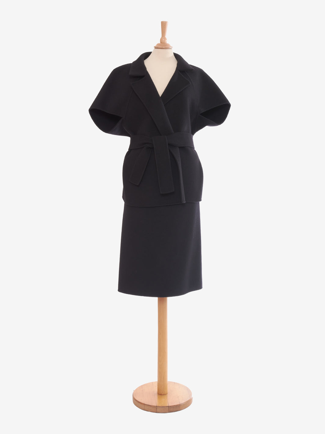 Bottega Veneta Black cashmere suit