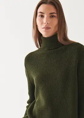 BOYFRIEND RIBBED TURTLENECK