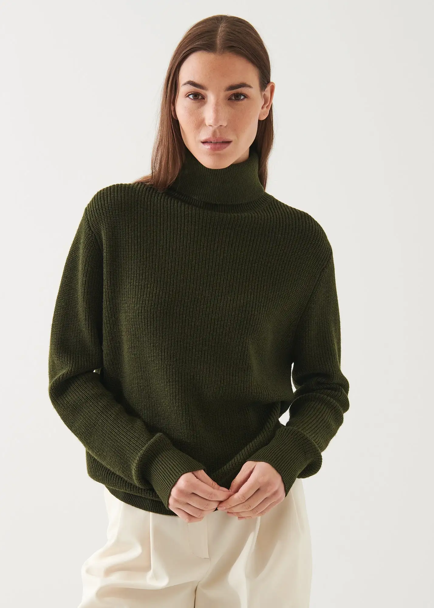 BOYFRIEND RIBBED TURTLENECK