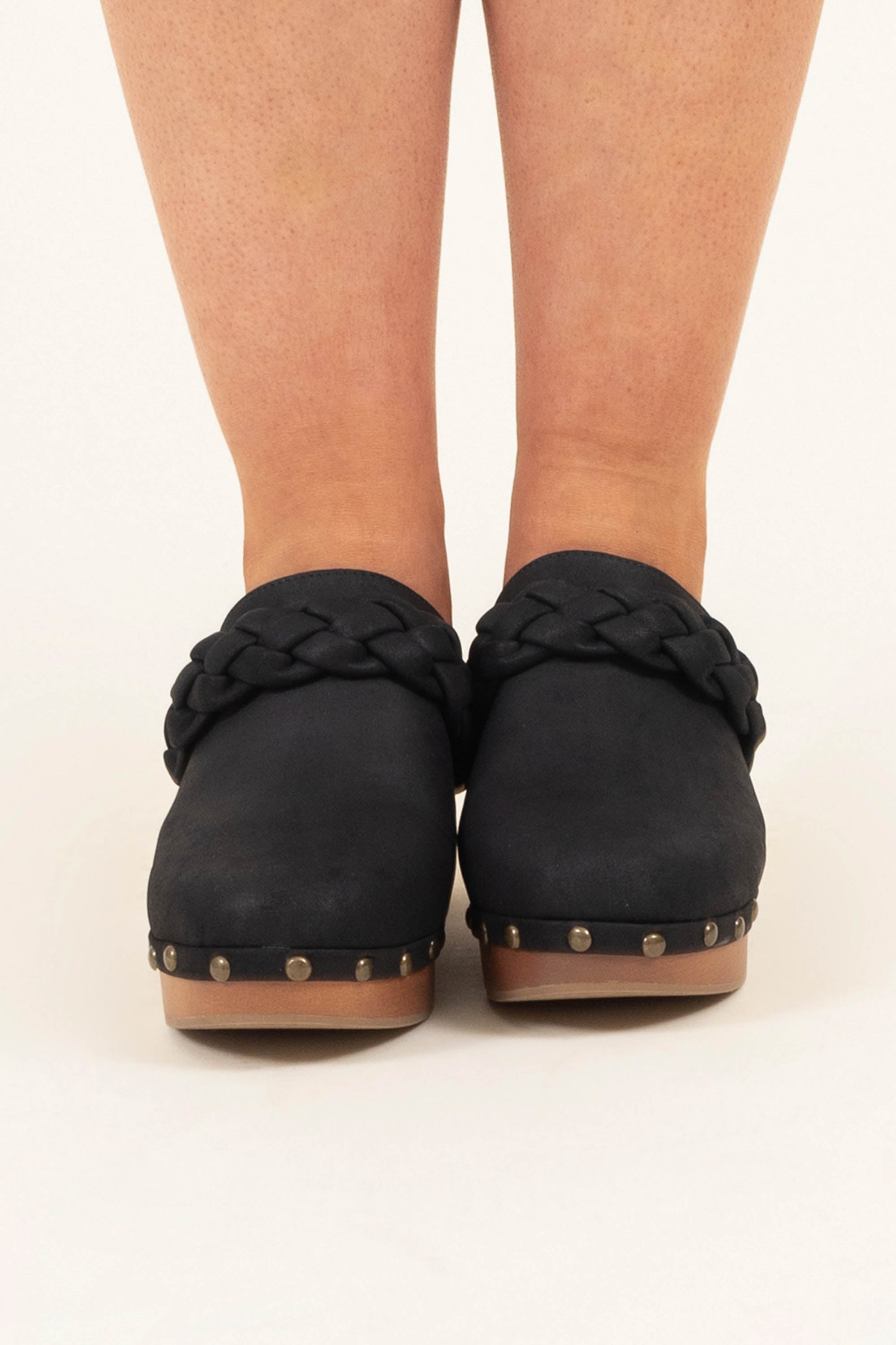 Brave New World Mules, Black