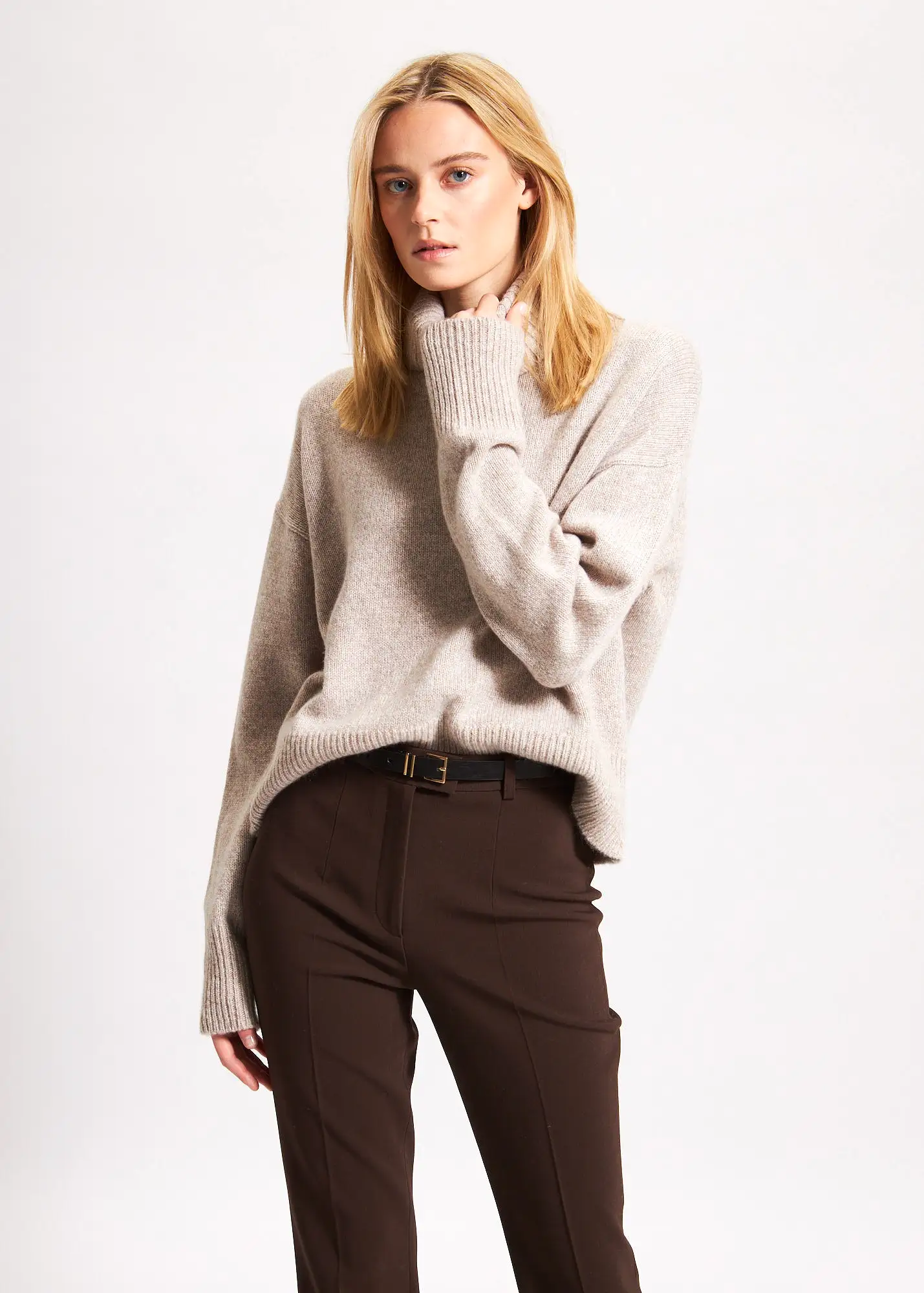 OVERSIZED CASHMERE TURTLENECK