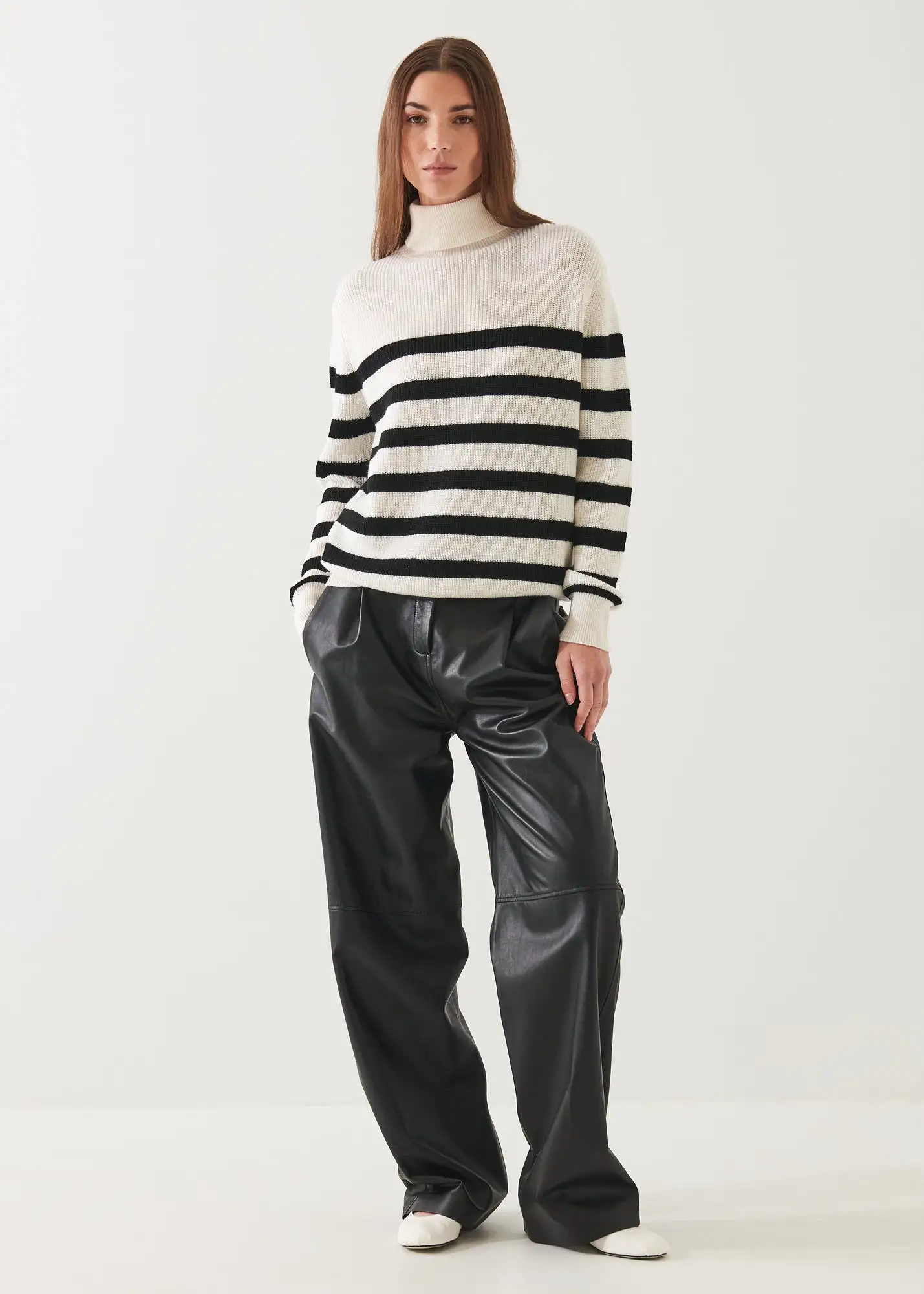 STRIPED BOYFRIEND TURTLENECK