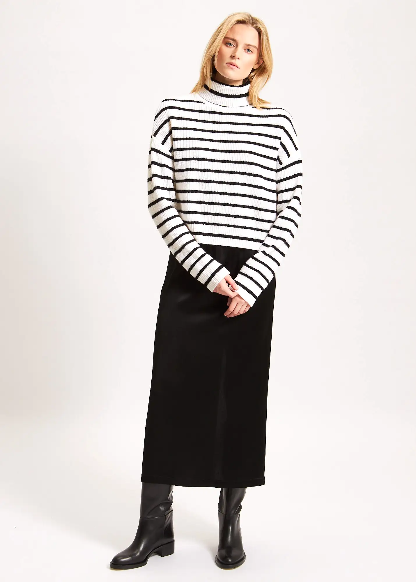 STRIPED TURTLENECK